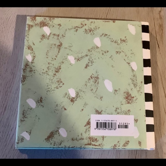 Set of 2 Sarah Magmasson Books - Picture 9 of 10